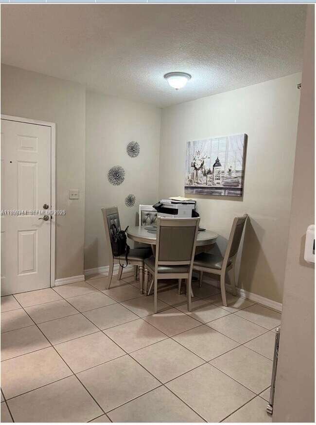 Foto del edificio - 11060 SW 196th St