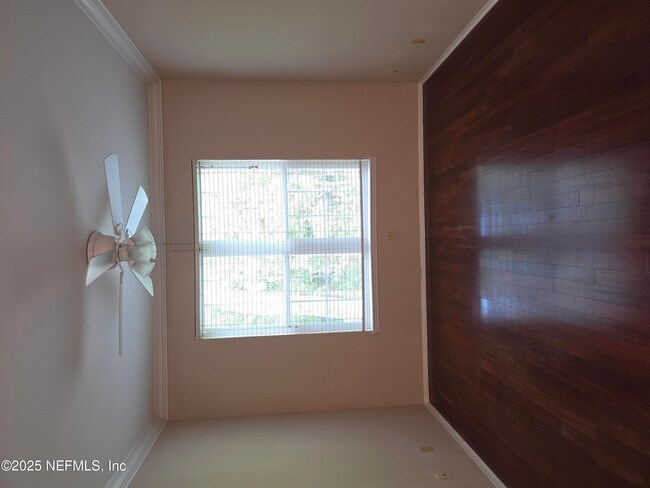 Foto del edificio - 13810 Sutton Park Dr N