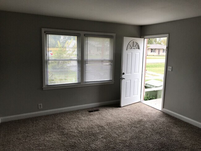 Foto del edificio - G TEAM - FOR LEASE - 2BR/2BA DUPLEX - LEBANON