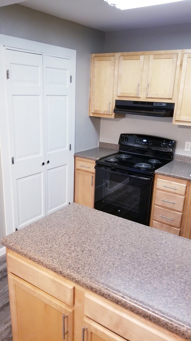 Riviera Apartments Toledo, OH