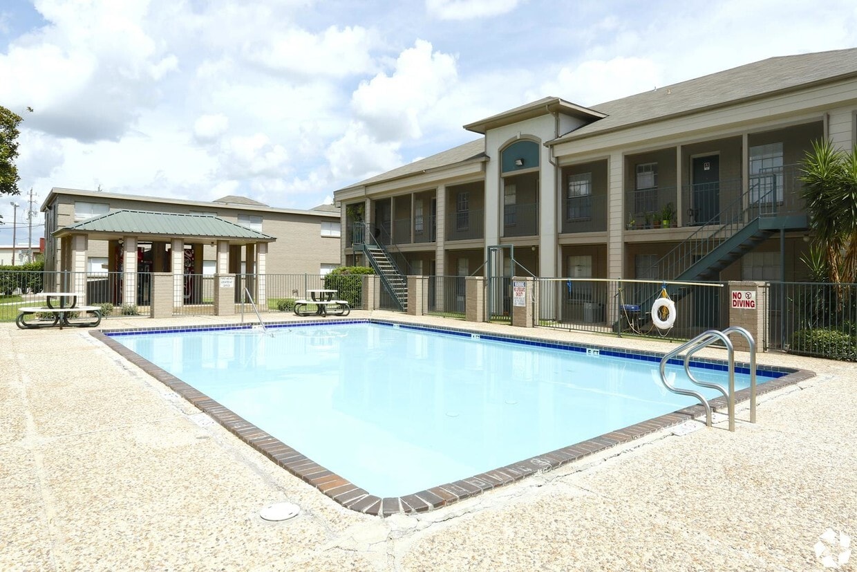 Gardenview Apartments
