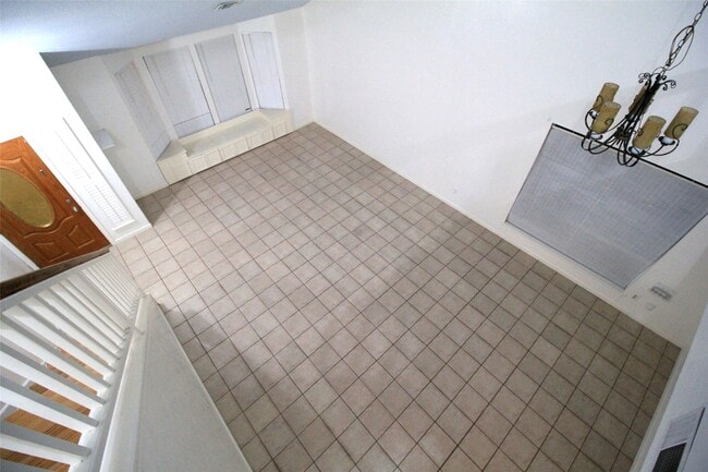 Building Photo - 15614 Barbarossa Dr