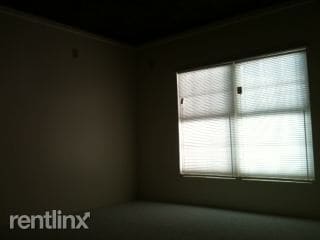 Building Photo - 700 Whitney Woods Pl