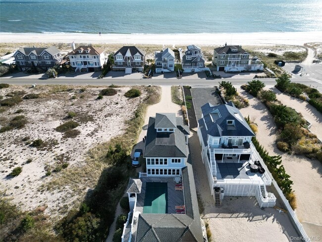 Building Photo - 750 Dune Rd