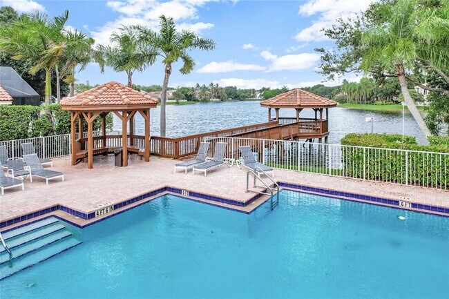 Foto del edificio - 6386 NW 78th Pl
