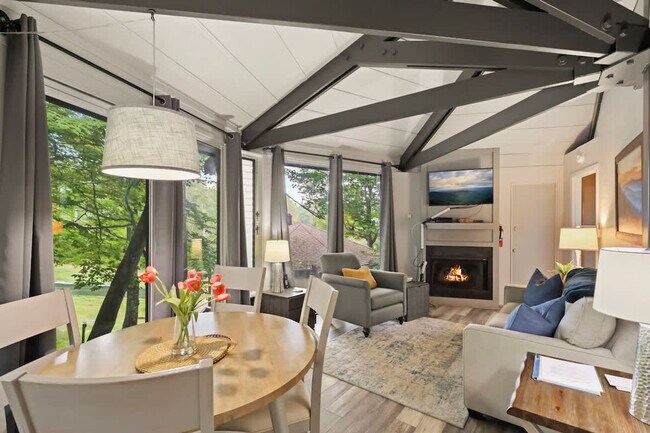 Foto del edificio - 520 Briarcliff Rd