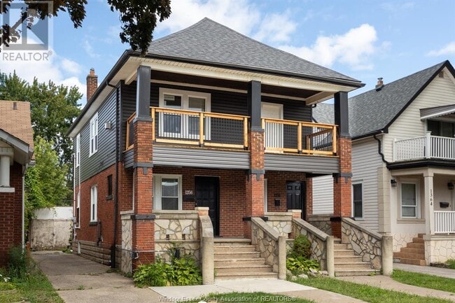 Building Photo - 1356 PIERRE