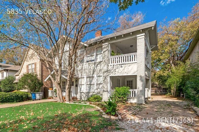 Foto del edificio - Beautiful Duplex for Rent in the Heart of ...