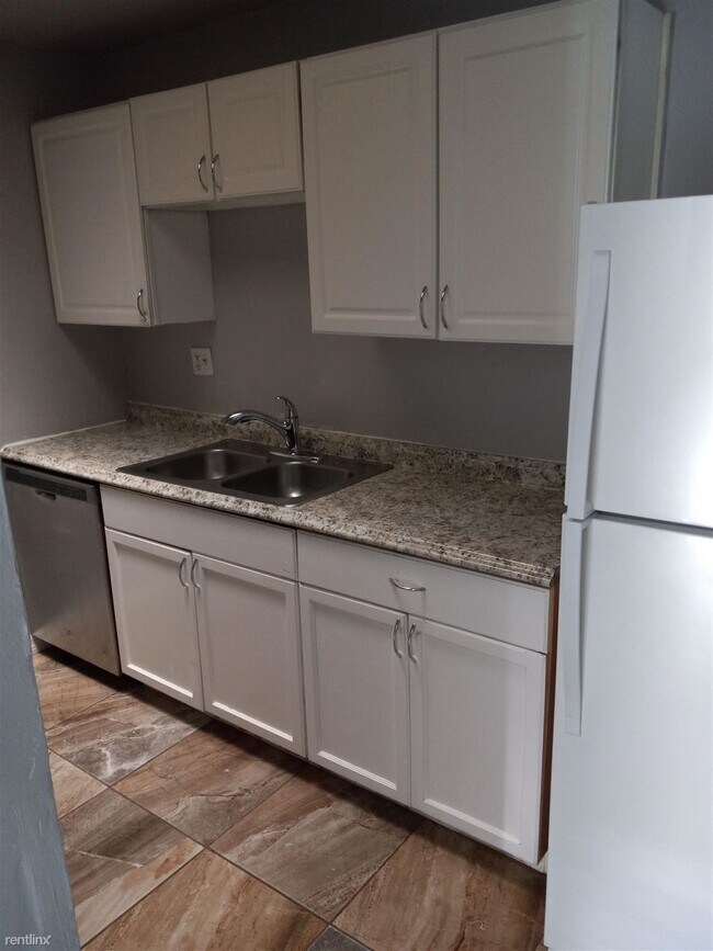 Foto del edificio - 2 br, 2 bath 4plex - 4141 Flying Fortress ...