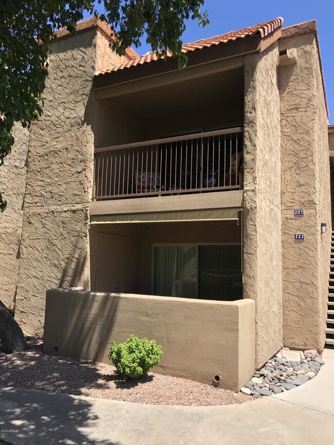 8256 E Arabian Trail Unit 127, Scottsdale, AZ 85258 Apartment for