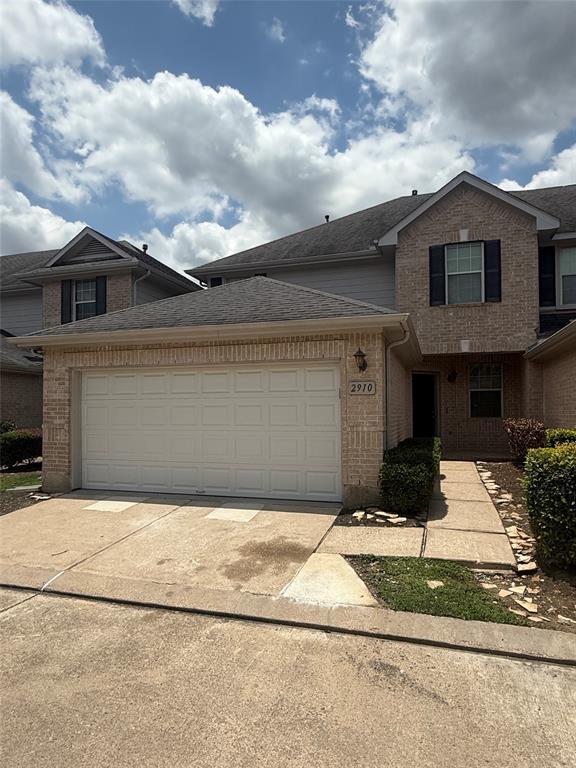 Foto principal - 2910 Meadowglen Cove