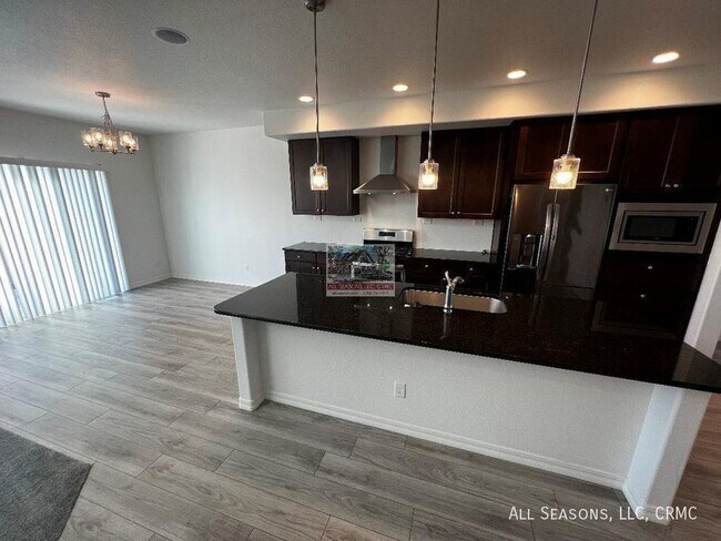 Building Photo - 6948 Cumbre Vista Way