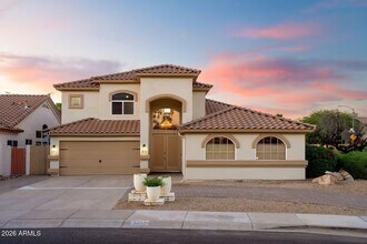 Building Photo - 5352 E Woodridge Dr