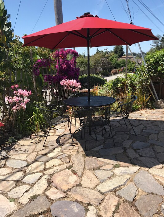 front patio - 404 Hill St