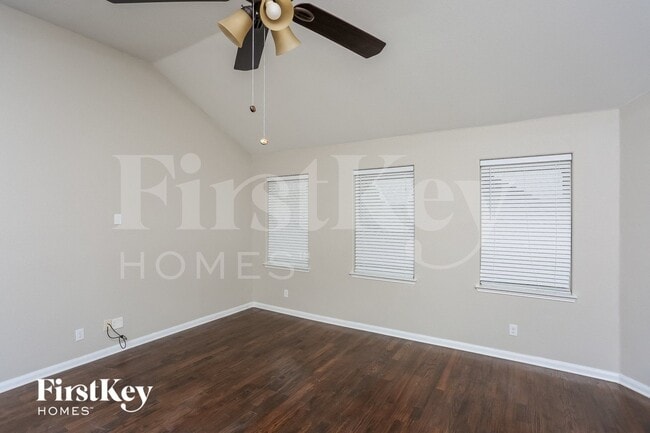 Foto del edificio - 202 Brook Ct