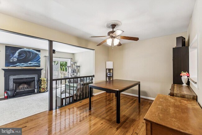 Foto del edificio - 297 Chelmsford Ct