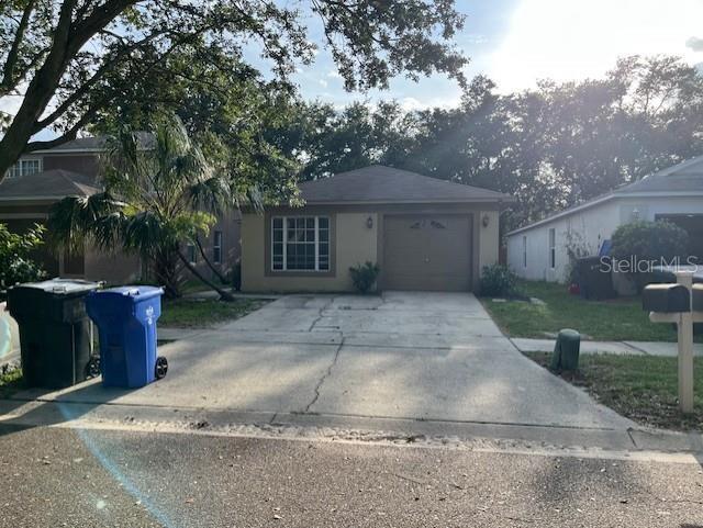 Foto principal - 8434 Quarter Horse Dr