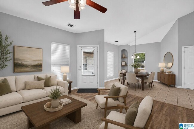 Foto del edificio - 5317 Cottage Cir