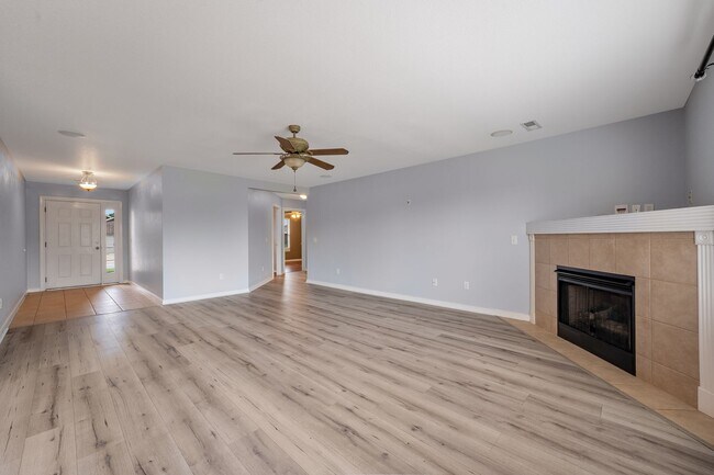 Building Photo - Charming 3-Bedroom, 2-Bathroom Home for Rent in Bentonville