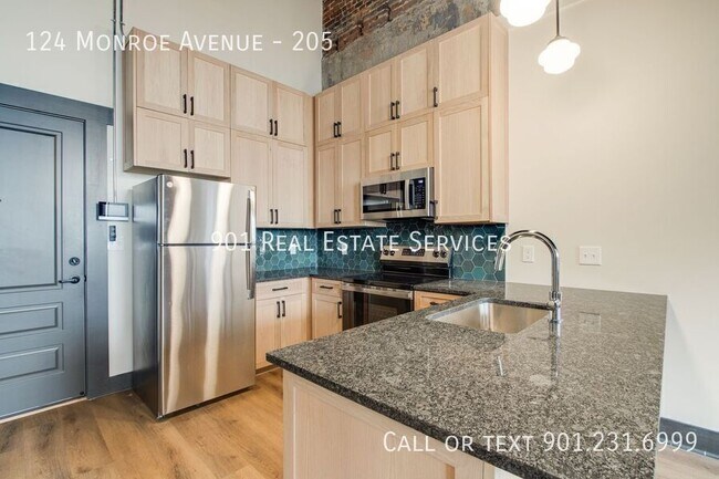 Foto del edificio - 124 Monroe Ave