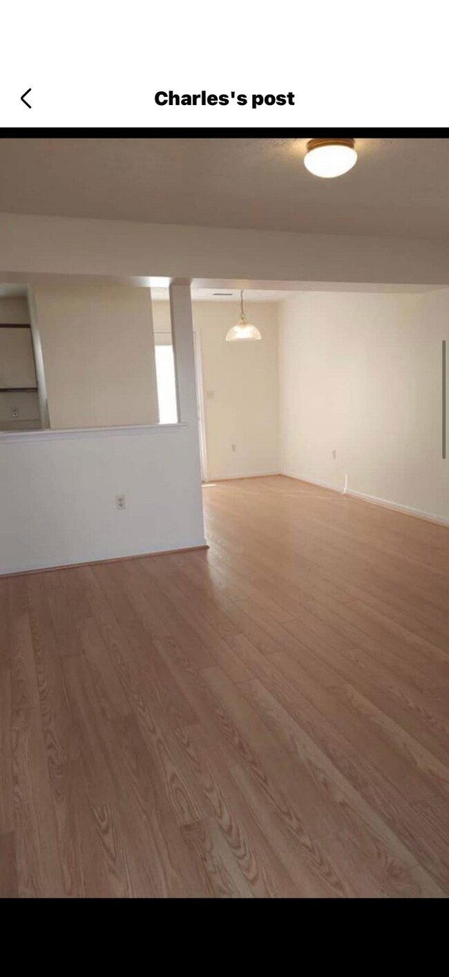 Foto del edificio - 125 White Pine Ct