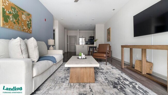 Building Photo - 900 E Six Forks Rd