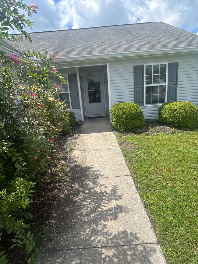 Building Photo - 6032 Quinn Rd