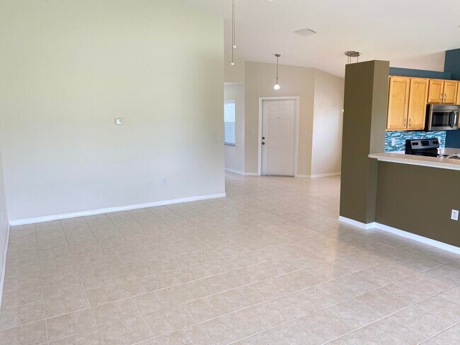 Foto del edificio - 375 SW North Shore Blvd