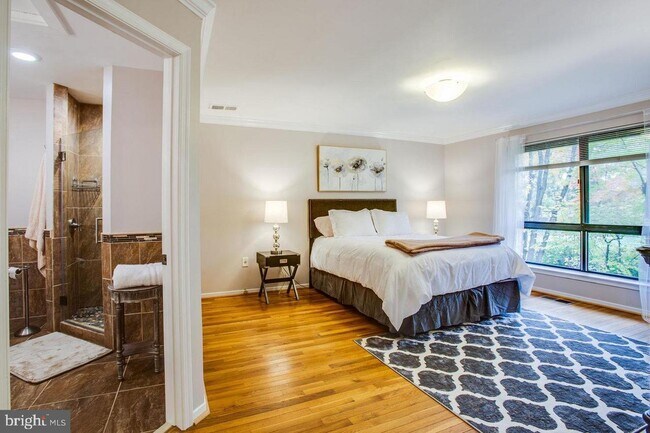 Foto del edificio - 11783 Indian Ridge Rd