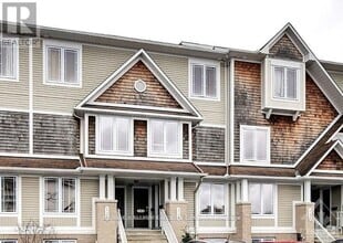 Building Photo - 114 Brentmore Private
