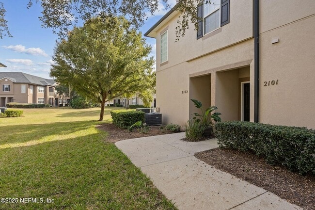 Building Photo - 12301 Kernan Forest Blvd