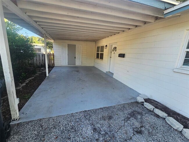 Foto del edificio - 8068 23rd Ave N