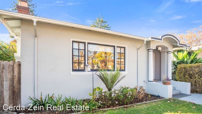Building Photo - 2 br, 1.5 bath House - 3321 Fernside Drive