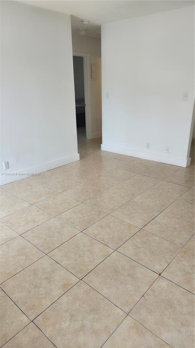 Foto del edificio - 3970 NW 31st Terrace