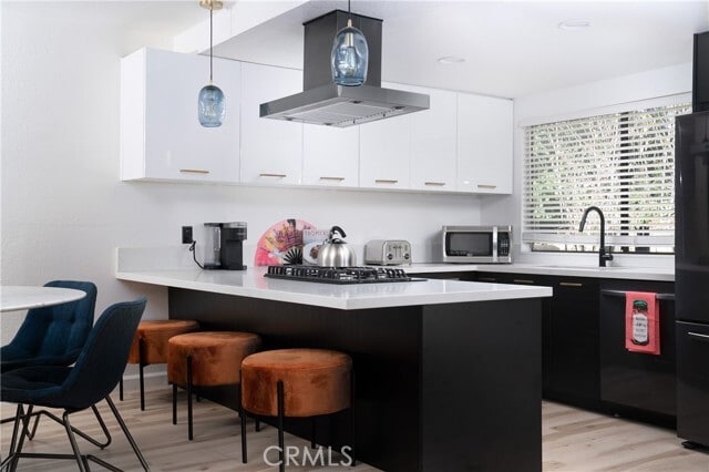 Foto del edificio - 58 Portola Dr