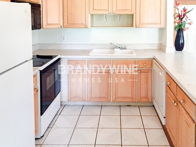 Foto del edificio - 13906 Raulerson Rd