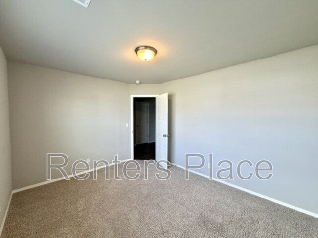 Foto del edificio - 14215 N 74th E Ave