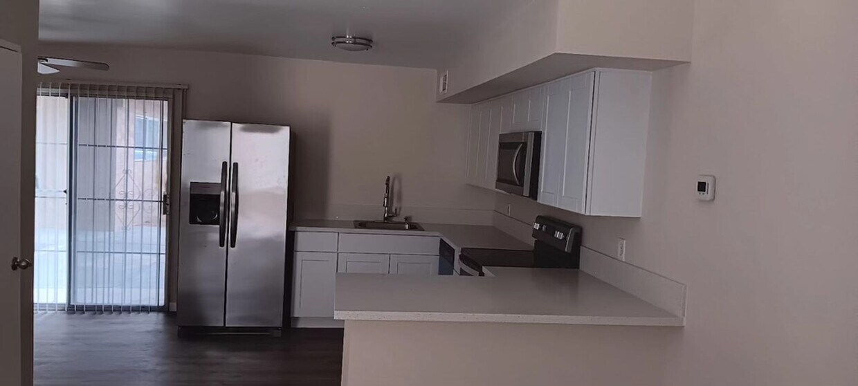 Primary Photo - 1 Bedroom Townhouse