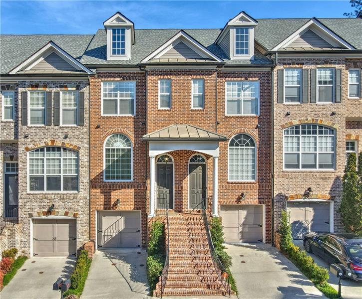 Primary Photo - 3-Bedroom Townhouse with Hardwood Floors N...