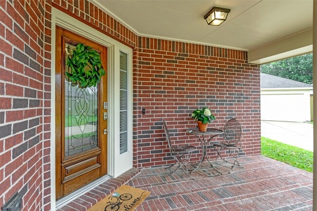 Building Photo - 26819 Shoal Hollow Ct