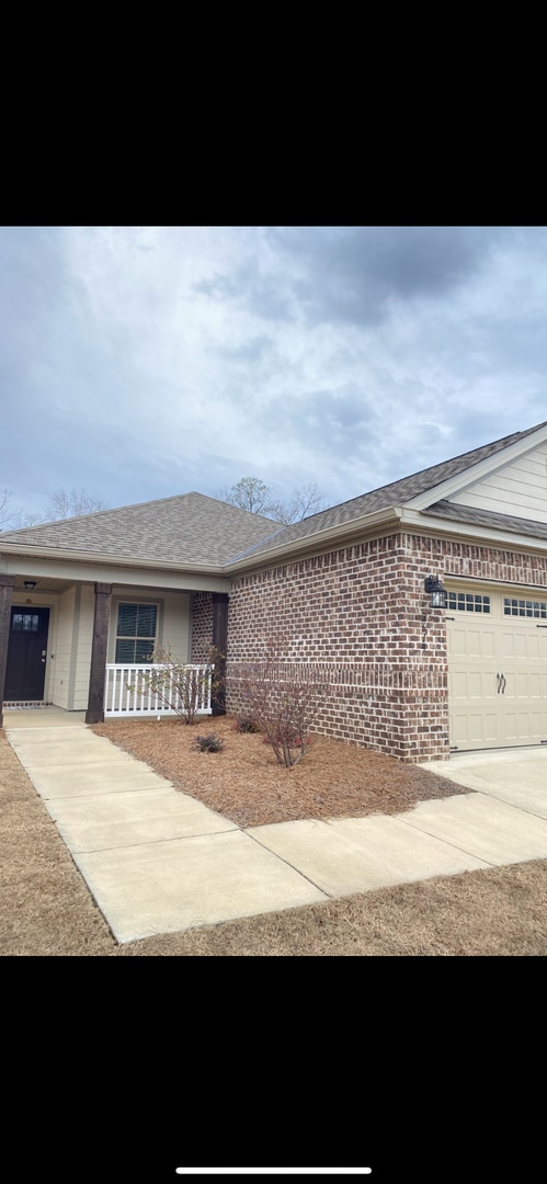 Building Photo - Gorgeous Brand New Home