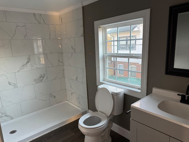 Building Photo - 57 Corban Ave SW