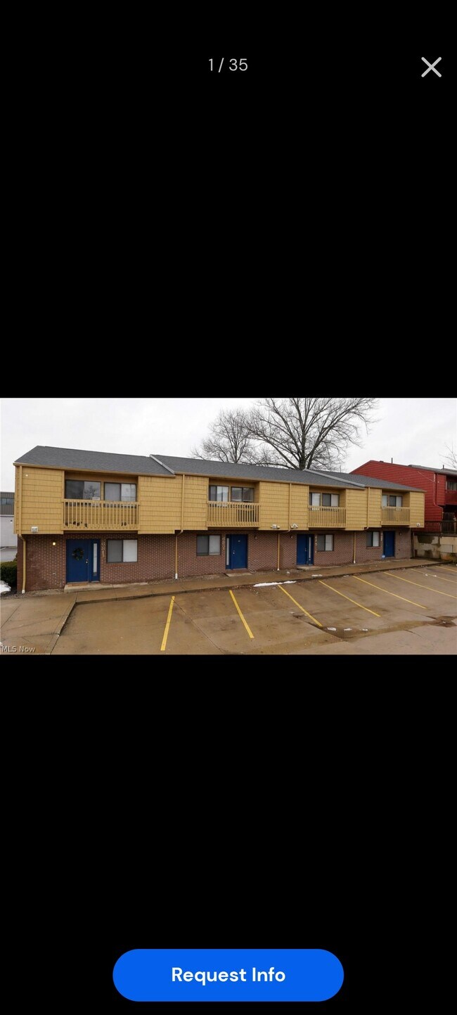 Foto del edificio - 681 Carroll St