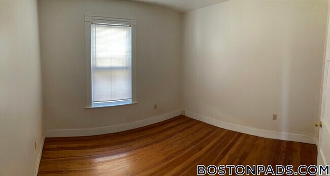 Foto del edificio - 33 Buttonwood St
