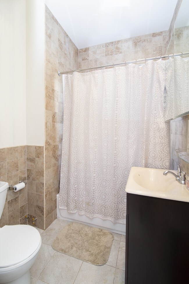 Foto del edificio - 416 E 118th St