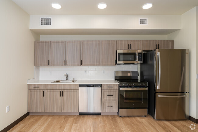 1BR, 1BA - 517SF - Kitchen - Pine at Wildroot