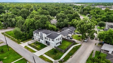 Building Photo - 6835 Weston St