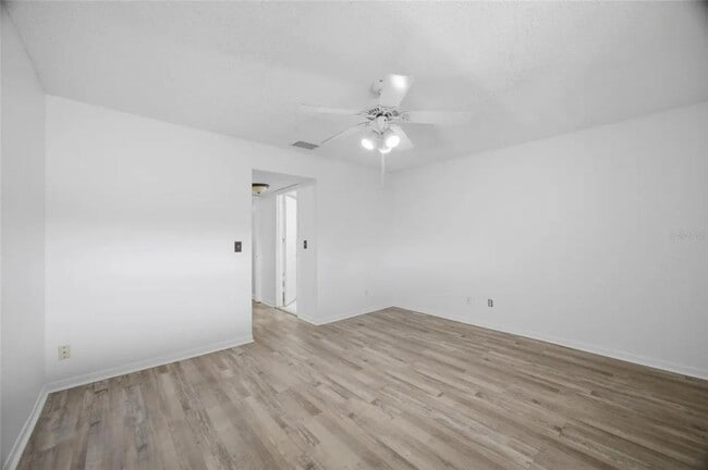Building Photo - 6336 Newtown Cir