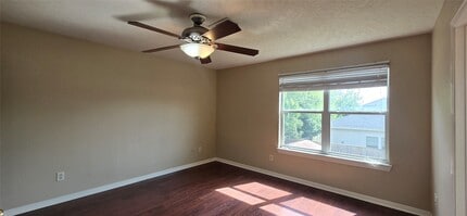 Building Photo - 7929 Comal St