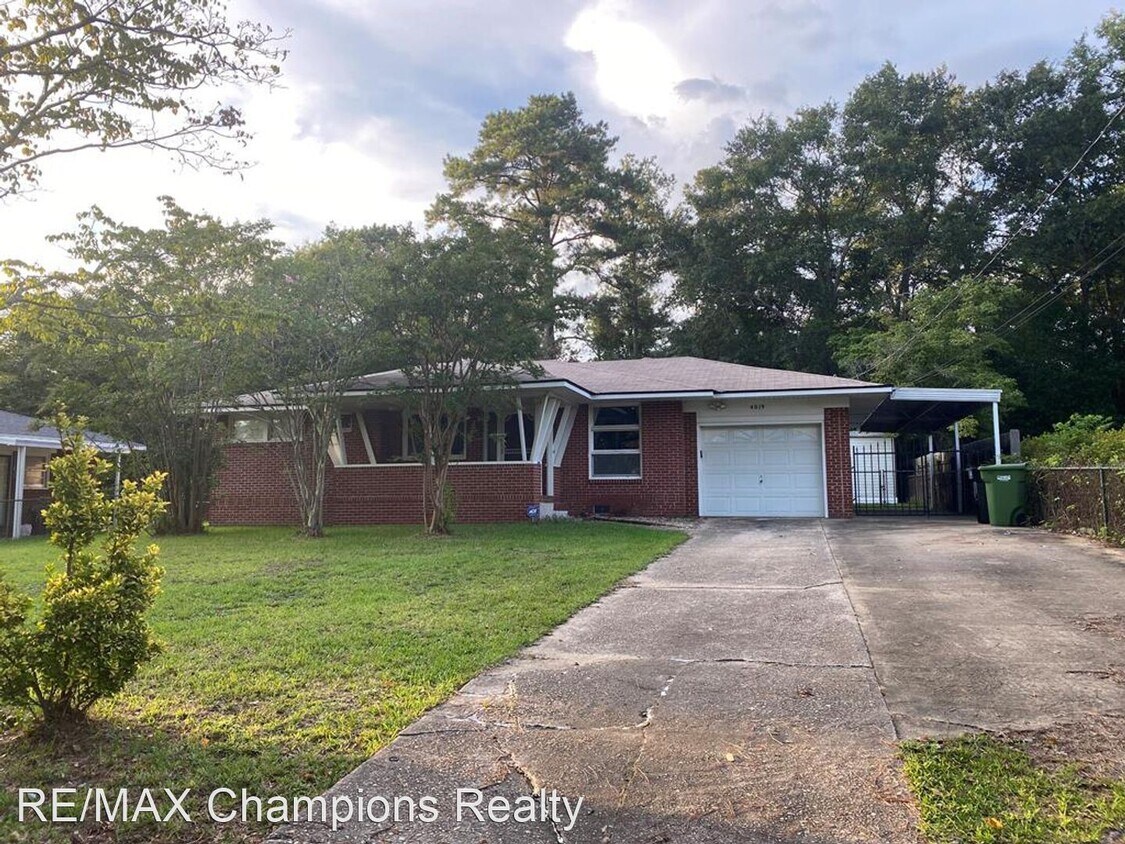 3 br, 1.5 bath House 4019 Norwood Drive House Rental in Columbus